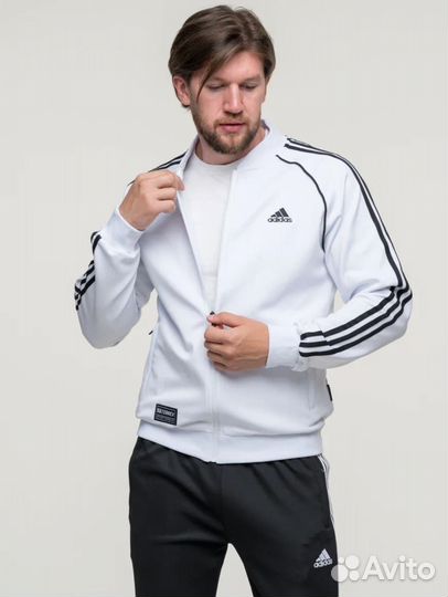 Спортивный костюм adidas новый