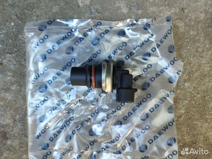 Датчик положения распредвала lanos