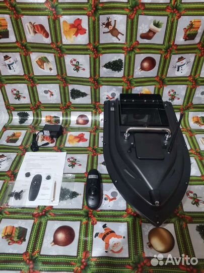 Закормочный кораблик