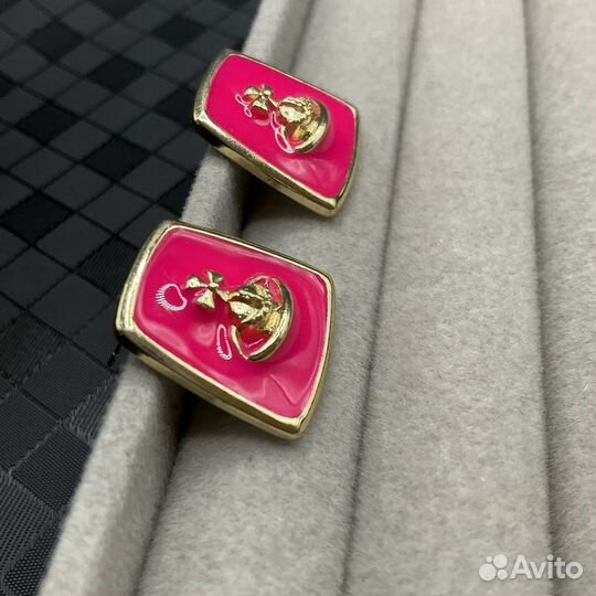 Серьги в стиле Vivienne Westwood
