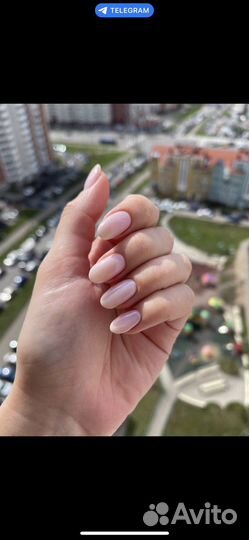 Маникюр с покрытием гель-лаком