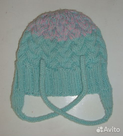 Детская вязанная шапочка ручной работы