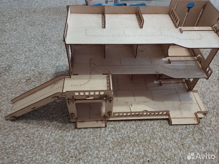 Модель автомобиля