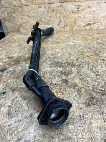 Заливная горловина топливного бака Hyundai Accent