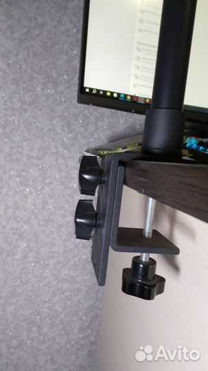 Штатив для телефона, вебки, фото и видео съемки