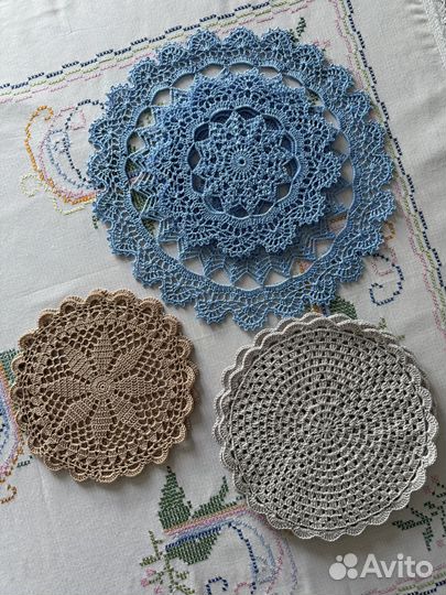 Салфетки сервировочные набор вязаные