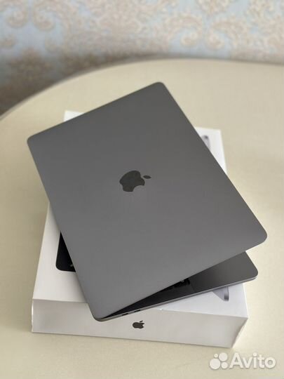 Macbook pro 13 m1 8gb 512