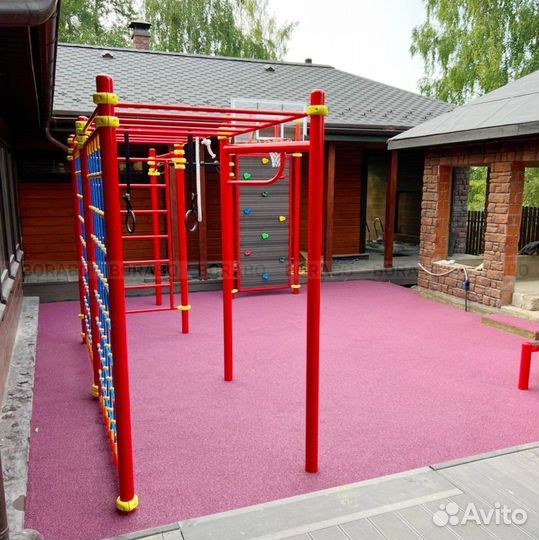 Спортивный уличный комплекс