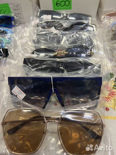 Солнцезащитные очки женские новые