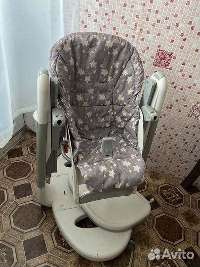 Стульчик для кормления tatamia