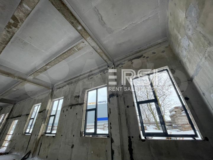 Продажа в строящемся центре, вход напротив Ленты