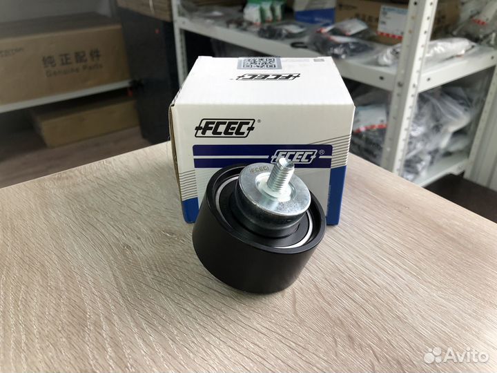 Ролик промежуточный гладкий Газель Cummins 2.8