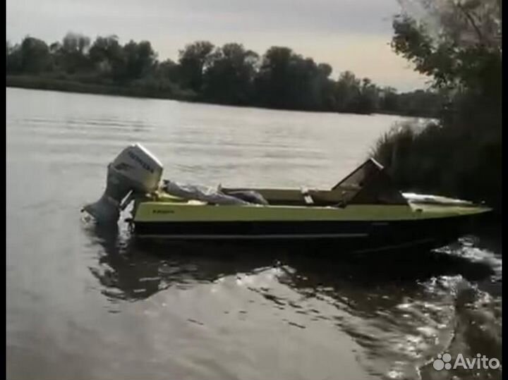 Моторная лодка Крым