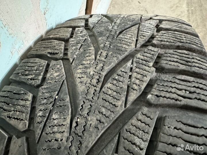 Nokian Tyres Hakkapeliitta R2 225/65 R17 106R