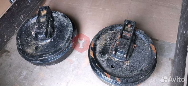 Ленивец Volvo EC250D