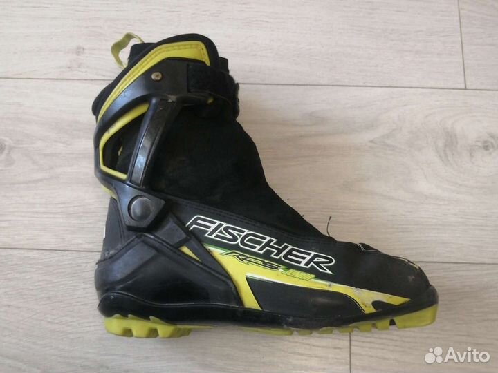 Коньковые лыжные ботинки fischer rcs