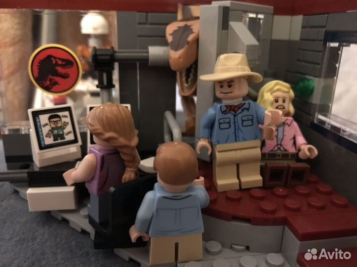 Lego Jurassic World 75932