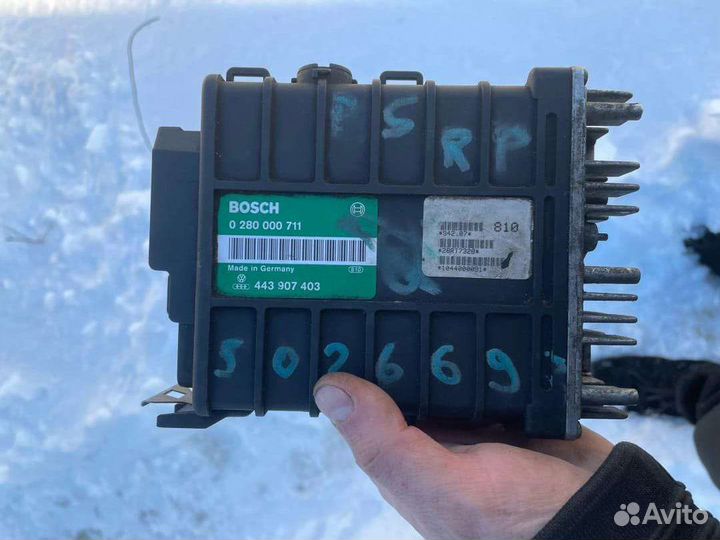 Эбу VW Passat B3 1.8 RP 443907403 Bosch 0280000711