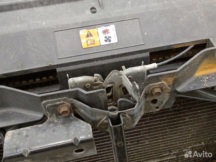 Панель передняя (телевизор) для Mazda 6 GG