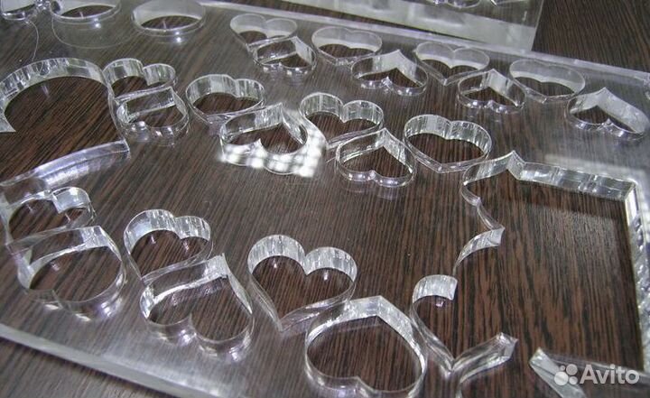 Лазерная резка фанеры и пластика