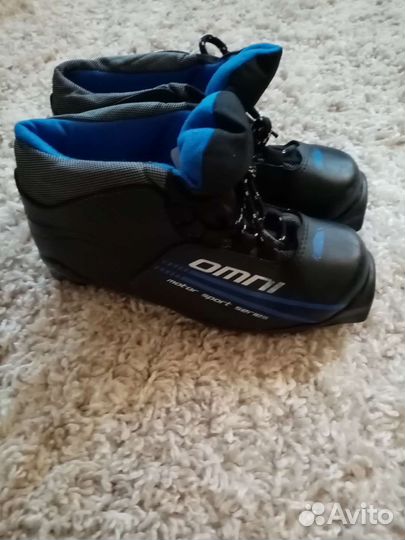Лыжные ботинки