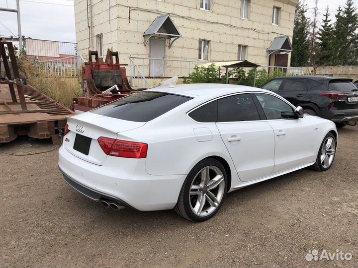 Audi S5 2014 3.0 Crec на запчасти из Японии