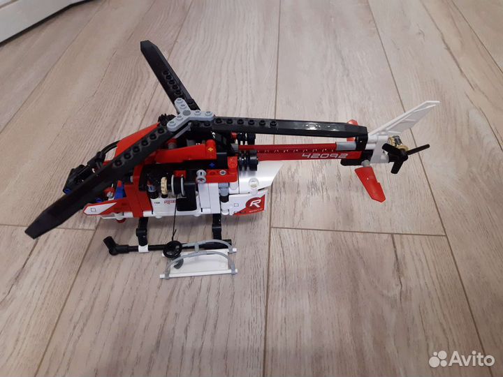 Lego technic 42092 Спасательный вертолёт