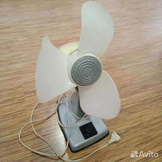 Вентилятор настольный, сделан в СССР