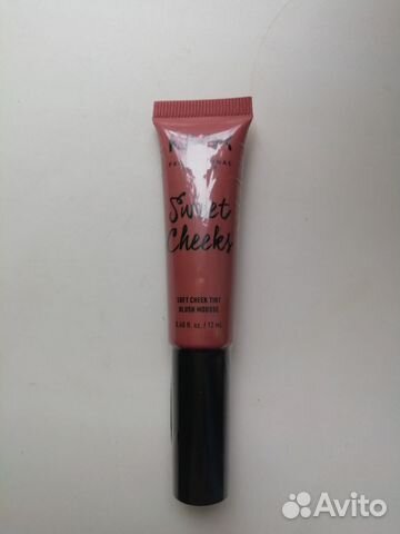 Жидкие румяна Nyx (Sweet Cheeks, тон Nude Tude)