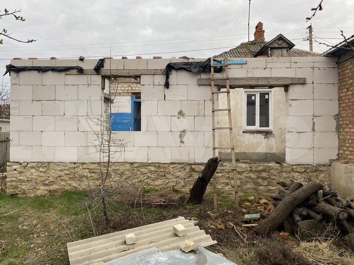 Дом 50 м² на участке 5 сот.