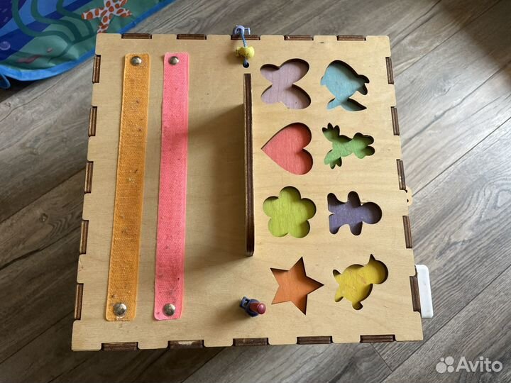 Развивающие игрушки бизиборд