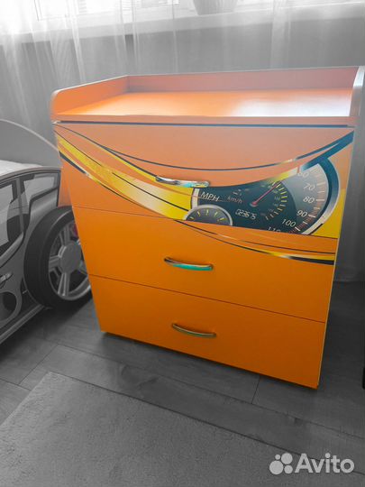 Комод детский и стеллаж