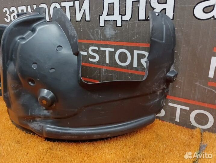 Подкрылок передний правый Bmw 3-Series E90 N52B25A