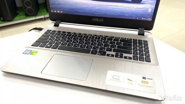 Ноутбук Asus для игр /работы/ учебы Core i3-7020U