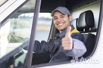 Водитель с личным грузовым авто
