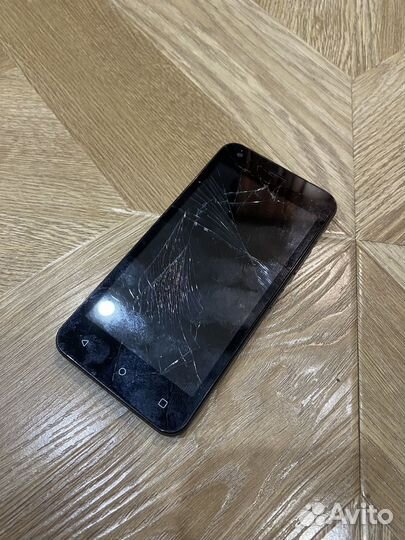 Fly FS454 Nimbus 8, 4 ГБ