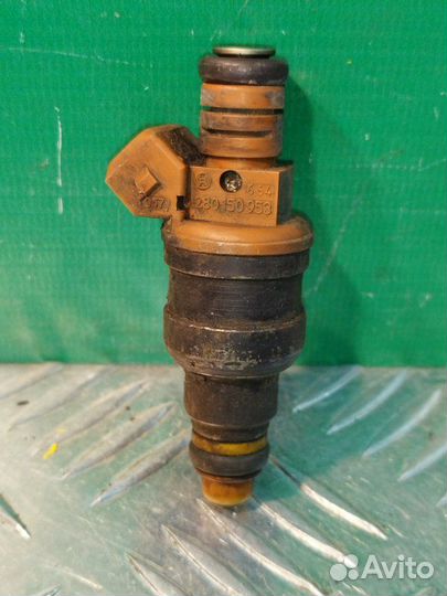 Форсунка топливная Volkswagen Sharan минивен