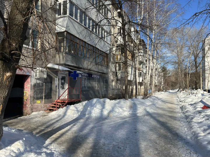 Торговая площадь, 65 м² на высоком трафике