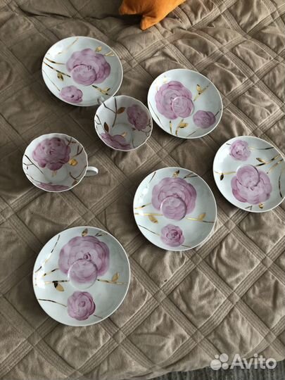 Чашки, блюдца. Фарфор