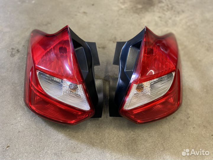 Задние фонари не диодные Ford Focus 3 хетчбек
