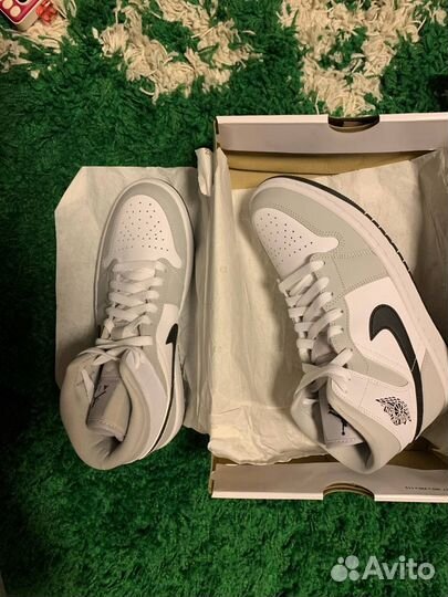 Кроссовки nike air jordan 1 mid smoke grey