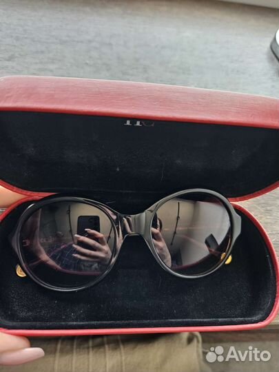 Солнцезащитные очки Carolina herrera