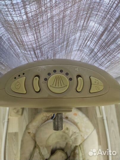 Детская качелька