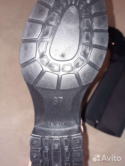 Резиновые сапоги