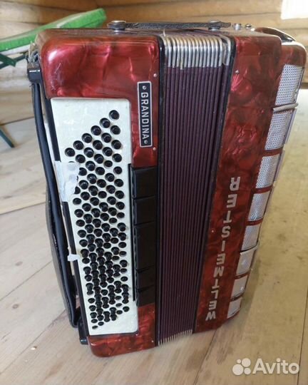 Баян Weltmeister grandina