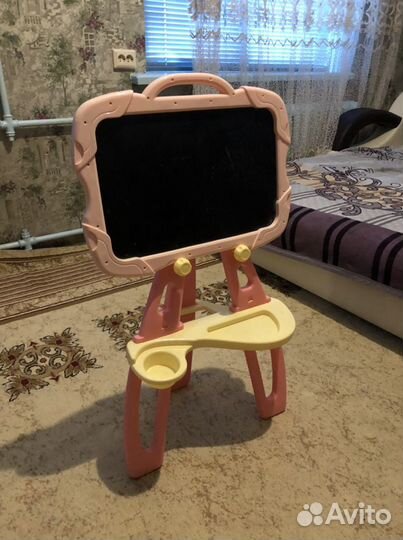 Детская доска для рисования магнитная