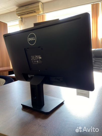 Монитор dell 22