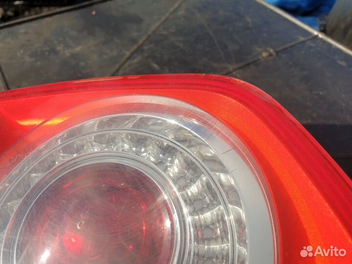 Фонарь задний левый внутренний VW Jetta 5 Джетта