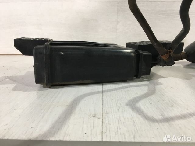 Абсорбер топливных паров KIA RIO 4 1.4 ат седан