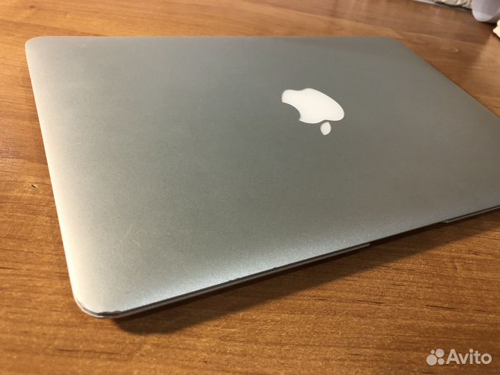 Apple MacBook Air 11